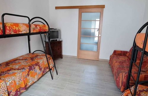 Santa Maria al Bagno House | Solution with private garden 150m from the beach.