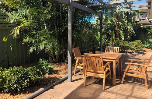 Shoal Bay Cottage | Som House 2! Spacious Villa in the heart of Shoal Bay
