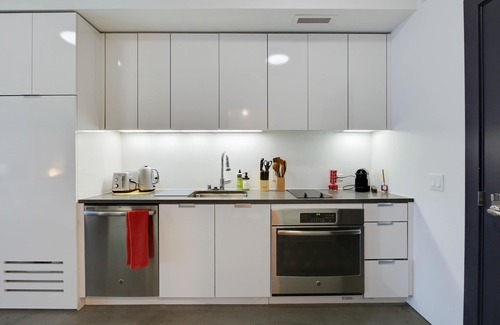 Downtown San Francisco Apartment | SoMa Studio w/Office by Anyplace - 10493