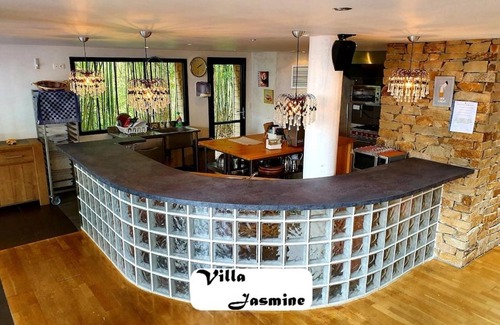 Saint-Meen-le-Grand Villa | Somptueuse Villa Jasmine