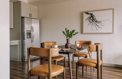Jefferson Park Apartment | Sonder at Skyline | Accessible One-Bedroom Apartment