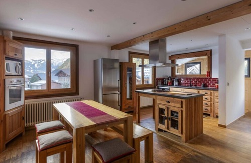 Les Bossons Ski Chalet | Songenaz - Chalet 170m2 Cheminée Jacuzzi Sauna Vues
