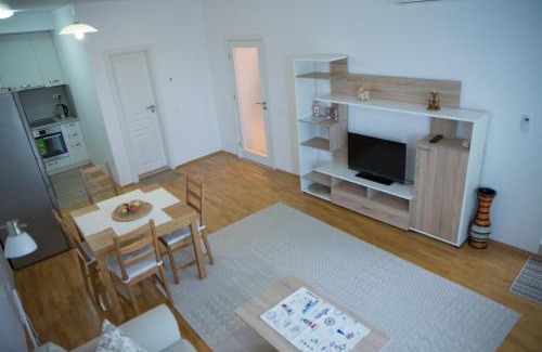 Saints Constantine and Helena Apartment | Sonia Apartment