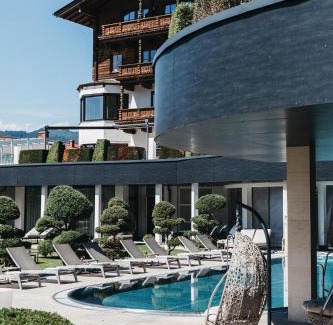 Alpendorf Hotel | Sonnhof Alpendorf - an adults only place