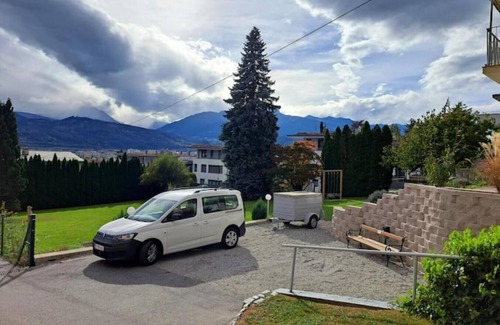 Arzl Apartment | Sonnige, Ruhige Wohnung in Innsbruck am Stadtrand!