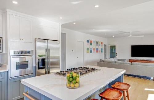 Fetters Hot Springs-Agua Caliente House | Sonoma Hilltop Estate With 3 Bedrooms And Pool - Includes Wine Tasting Passport