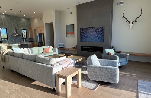 Tortolita House | Sonoran Sanctuary with Amazing Hot Tub!