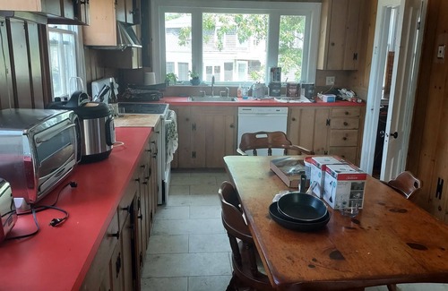 Ocean Bluff-Brant Rock House | Soothing 3-bedroom house with AC in Marshfield's exclusive beach community!