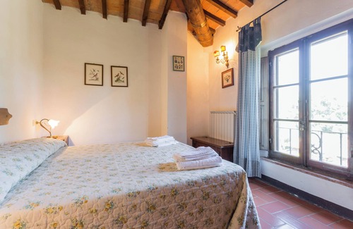 Montepulciano Other | Soothing farmhouse with WiFi in Toscana