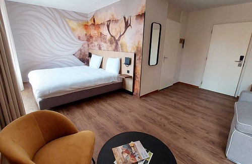 Nieuw-Haamstede Hotel | Soothing hideaway w/Beach access, Nature retreat & top attractions | Dining spot