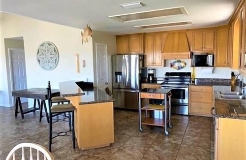 Port Mansfield House | Sophisticated, Beautiful Home! 3 BDRM/2 BATH. Private Fishing Pier.