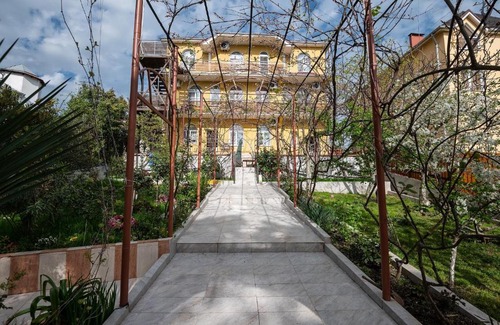 Golubye Dali House | Sopka