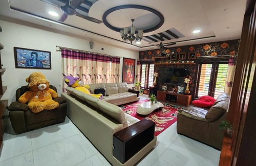 Chikkamagaluru House | Soumya arcade