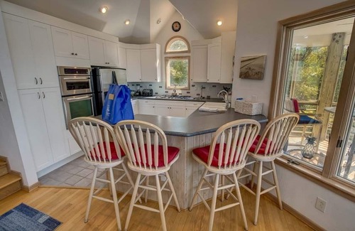 Monteray Shores House | Sound's Great! | Sound Front | Private Pool | Corolla