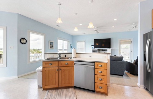 Ocean City Beach Cottage | Soundfront, private dock, neighborhood pool, beach access, and tennis, Sunsets
