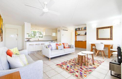 Noosa Heads Apartment | Soundhaven 2 Steps to Hastings St
