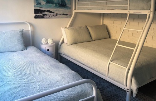 Mollymook Apartment | Sounds of the Sea - Apartment with Views