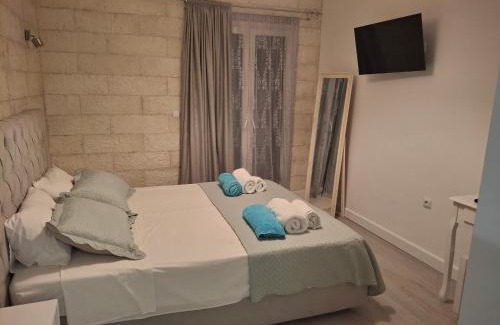 Kassiopi Apartment | Sousouro House