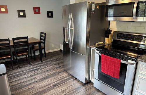 Austin House | South Austin Cottage with High-Speed Fiber Internet