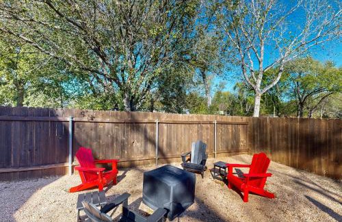 West Congress House | South Austin Getaway