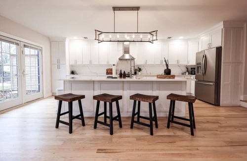 Bellport House | South Bay Holiday New Renovation in Bellport Village