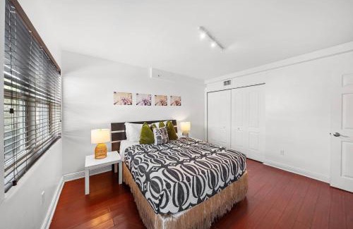 Flamingo/Lummus Apartment | South Beach Family & Pet Friendly with Free Parking