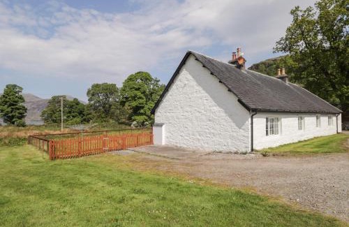 Nostie House | South Cottage