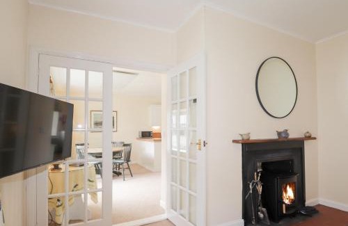 Nostie House | South Cottage