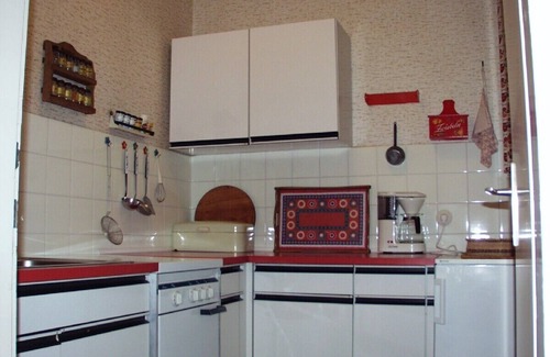 Bad Mitterndorf Apartment | south-facing balcony with beautiful mountain views