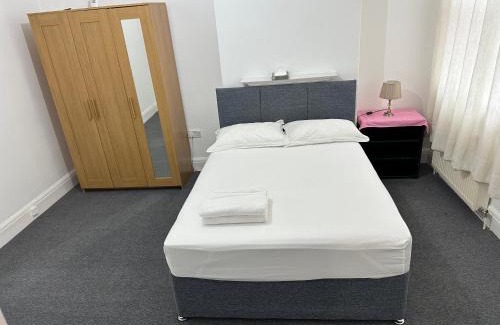 South Harrow House | South Harrow