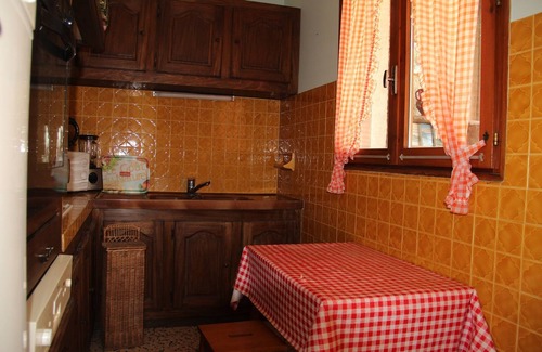 Lourmarin Villa | South Luberon Lourmarin Villa T3 + garden fence 1000m² prox tourist sites