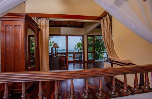Kathaluwa Villa | South Point Cottage - Whole Villa 3 Bedrooms (Sleeps 6)