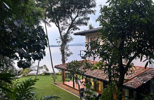 Kathaluwa Villa | South Point Cottage - Whole Villa 3 Bedrooms (Sleeps 6)