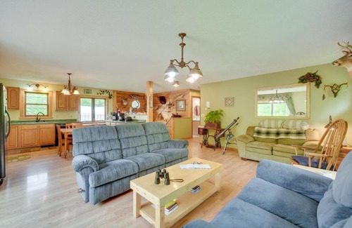 South Range House | South Range Home - 6 Mi to Lake Superior!