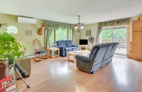 South Range House | South Range Home - 6 Mi to Lake Superior!