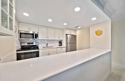 Captiva Villa | South Seas Beach Villa 2424 -Captiva Island gulf front beach vacation rental