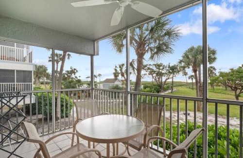 Captiva House | South Seas Beach Villa 2216 - Superb Beachfront Residence
