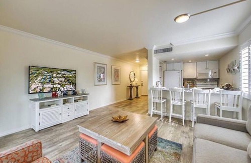 Captiva Condo | South Seas Villa, RARE Washer Dryer in UNIT Newly Renovated-MONTHLY ONLY