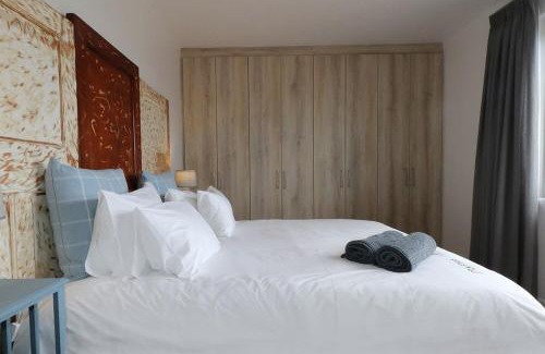 Redhill Apartment | South Surf Apartment