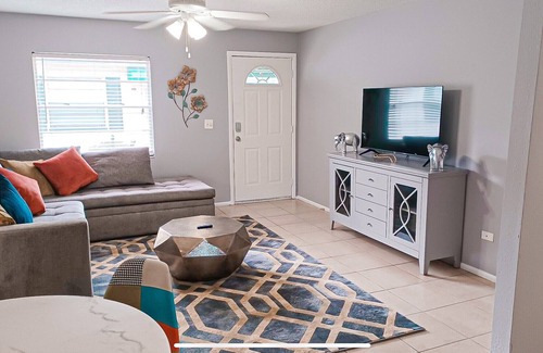 Ballast Point Apartment | South Tampa Mac Dill AFB ★ Bayshore ★ Pets OK! - 6908B