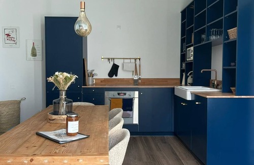 Tavant Cottage | South Touraine village house with swimming pool near Chinon Azay 10 p