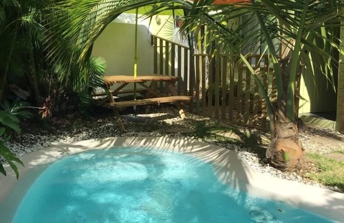 Petite-ÃŽle House | South Wild Villa with outdoor pool-jacuzzi and terrace, kitchen and lounge