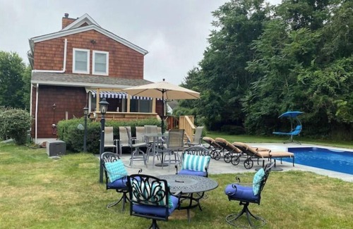 Southampton House | Southampton Home with Heated Pool,6 minutes from beach’s