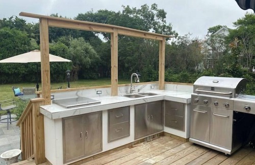 Southampton House | Southampton Home with Heated Pool,6 minutes from beach’s