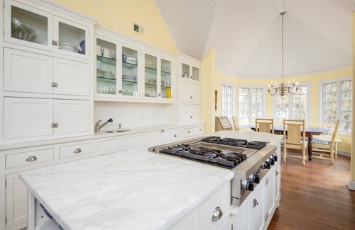 Tuckahoe Cottage | Southampton Secret Garden, Charming 3BR/3 BA Cottage and Pool