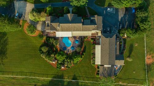 Madison Resort | Southern Cross Guest Ranch