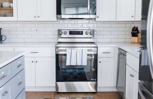 Northeast Virginia Beach House | Southern Shore, Est. 2024 | 1.5 Blk from the Beach | North End, Virginia Beach