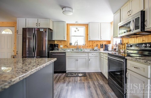 Laporte Cottage | "Southern Shores" on Lake Mokoma
