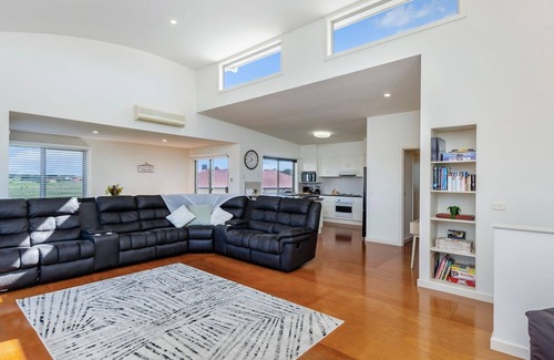 Port Fairy House | Southern Waves - Views of the Southern Ocean