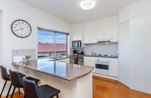Port Fairy House | Southern Waves - Views of the Southern Ocean